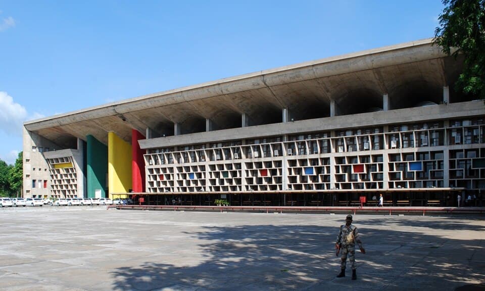 Punjab & Haryana High Court building